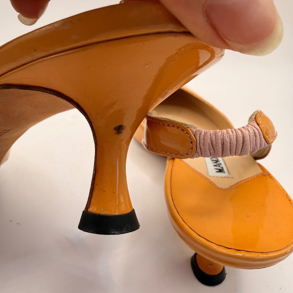 Manolo Blahnik Carolyne Orange Patent Leather Slingback Kitten Heels Size 36.5 - Picture 9 of 13
